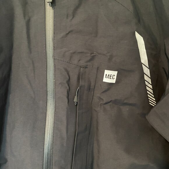 Men's MEC Waterproof Jacket and Pants for Road Cycling - Picture 4 of 10